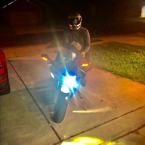 Meet your Posher, Jonathan